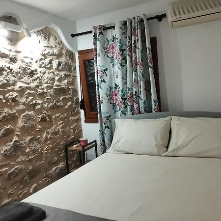 Apartament Uruci *